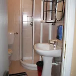Sangrila Hotel 2*