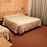 Sangrila Отель