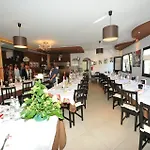Отель Sangrila 2*