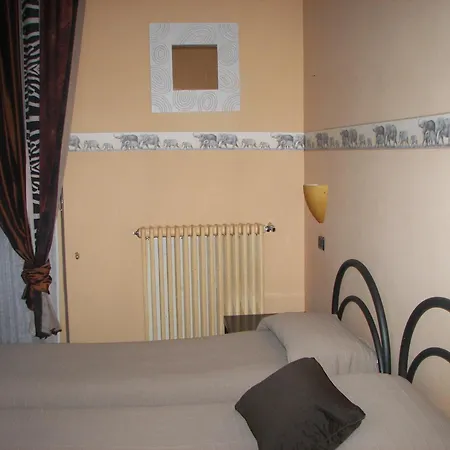 Hotel Sangrila 2*