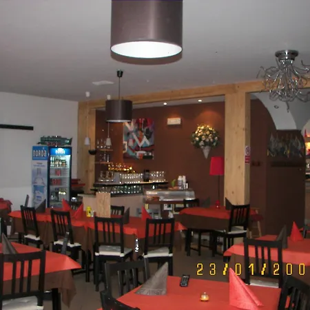 Hotel Sangrila 2*