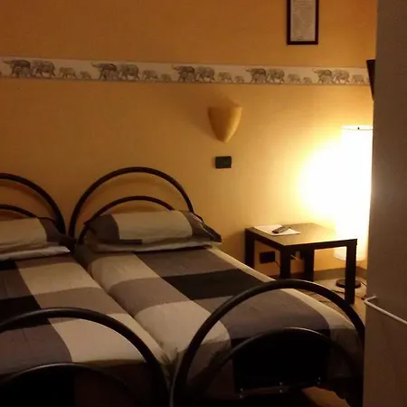 Sangrila Hotel 2*