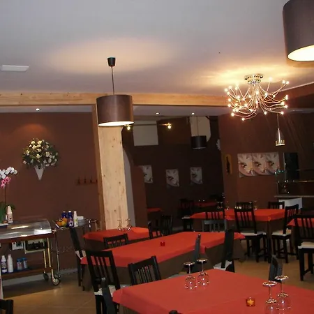 Sangrila Hotel