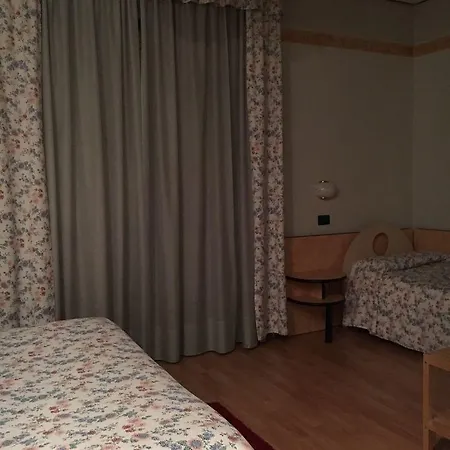 Sangrila Hotel