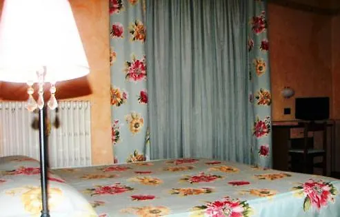 Hotel Sangrilà 2*