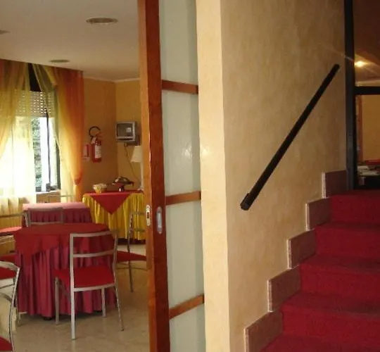Sangrila Hotel