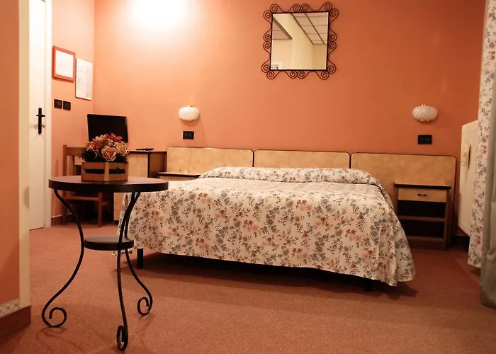 Sangrila Hotel 2*